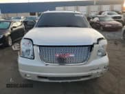 ✅ 2011 GMC Yukon Denali • VIN: 1GKS2EEF9BR189859 • Lot: 80338085. Listed on Copart with 275,661 mi. Free auction sales archive from the USA and detailed vehicle history report at DreamBid. Image 5.