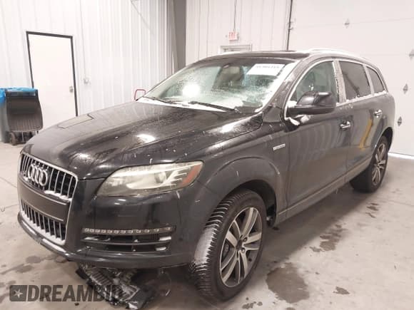 ✅ 2012 Audi Q7 Premium Plus • VIN: WA1LMAFE1CD009775 • Lot: 41304315. Wystawiony na IAAI z przebiegiem 215 578 mil. Bezpłatny archiwum sprzedaży aukcyjnych z USA i szczegółowy raport historii pojazdu na DreamBid. Zdjęcie 2.