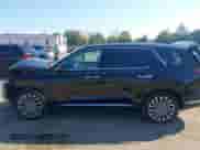 2024 Hyundai Palisade Calligraphy с VIN KM8R7DGE5RU791736, выставлен на аукционе IAAI как лот 43246151 с пробегом 9 939 миль миль и . История ставок и продаж доступна на DreamBid. Изображение 14.