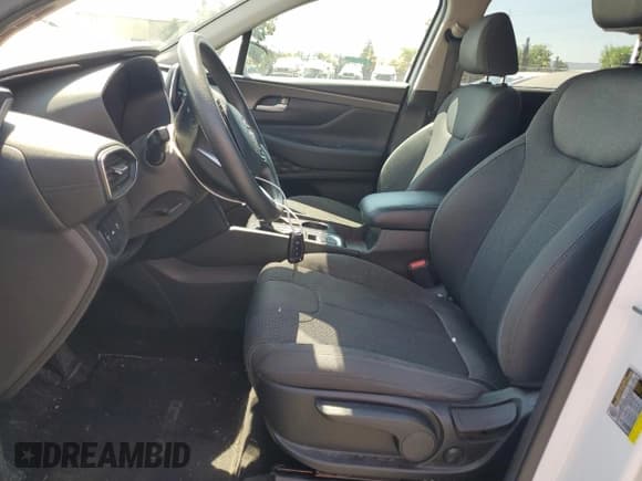 ✅ 2020 Hyundai Santa Fe SE • VIN: 5NMS23AD5LH143441 • Lot: 65418974. Wystawiony na Copart z przebiegiem 52 086 mil. Bezpłatny archiwum sprzedaży aukcyjnych z USA i szczegółowy raport historii pojazdu na DreamBid. Zdjęcie 7.