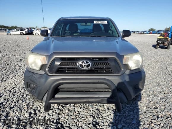 ✅ 2015 Toyota Tacoma • VIN: 5TFTX4CN6FX065605 • Lot: 82310385. Wystawiony na Copart z przebiegiem 147 445 mil. Bezpłatny archiwum sprzedaży aukcyjnych z USA i szczegółowy raport historii pojazdu na DreamBid. Zdjęcie 5.