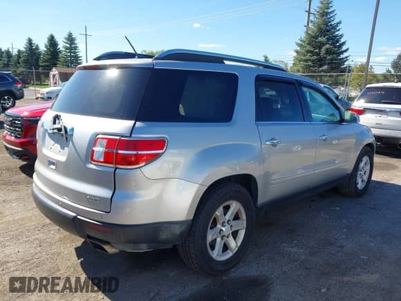 2008 Saturn Outlook XR with VIN 5GZEV23798J186136, listed as a IAAI auction lot 43406941 with 174,125 mi miles and . Bid and sale history available at DreamBid. Image 4.