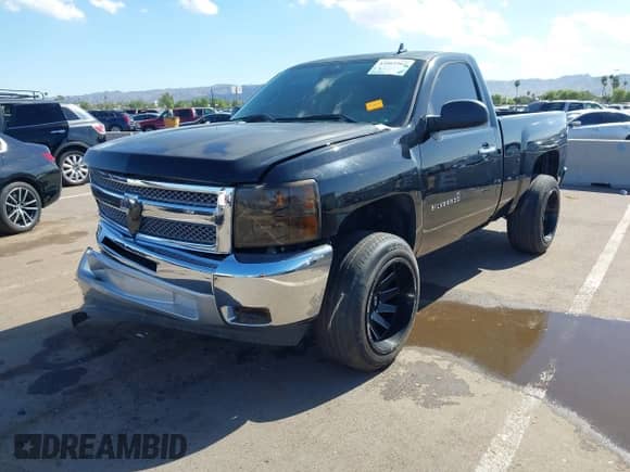 2013 Chevrolet Silverado 1500 LT with VIN 1GCNCSEA8DZ160025, listed as a IAAI auction lot 43461967 with 73,875 mi miles and . Bid and sale history available at DreamBid. Image 2.
