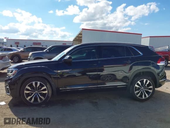 ✅ 2020 Volkswagen Atlas SEL Premium R-Line • VIN: 1V2TE2CA3LC223634 • Lot: 43303037. Listed on IAAI with 105,502 mi. Free auction sales archive from the USA and detailed vehicle history report at DreamBid. Image 14.