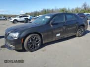 ✅ 2018 Chrysler 300 S • VIN: 2C3CCAGG5JH268945 • Lot: 71258945. Listed on Copart with 79,983 mi. Free auction sales archive from the USA and detailed vehicle history report at DreamBid. Image 1.