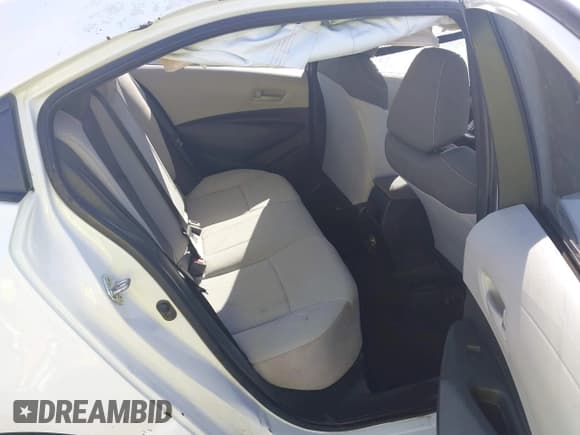 ✅ 2022 Toyota Corolla LE • VIN: 5YFEPMAE9NP381315 • Lot: 43429856. Wystawiony na IAAI z przebiegiem 96 886 mil. Bezpłatny archiwum sprzedaży aukcyjnych z USA i szczegółowy raport historii pojazdu na DreamBid. Zdjęcie 8.