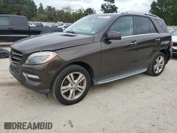 ✅ 2013 Mercedes-Benz M 350 • VIN: 4JGDA5JB7DA125584 • Лот: 86280615. Опубликован ранее на Copart с пробегом 191 556 миль. Бесплатный доступ к архиву аукционных продаж из США и подробный отчёт об истории автомобиля на DreamBid. Изображение 1.