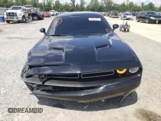 ✅ 2015 Dodge Challenger SXT • VIN: 2C3CDZAG2FH773787 • Lot: 63236303. Wystawiony na Copart z przebiegiem 163 782 mil. Bezpłatny archiwum sprzedaży aukcyjnych z USA i szczegółowy raport historii pojazdu na DreamBid. Zdjęcie 5.