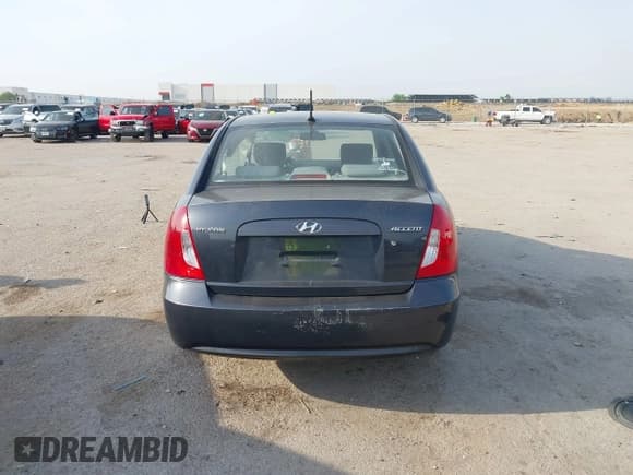 ✅ 2011 Hyundai Accent GLS • VIN: KMHCN4AC6BU620423 • Лот: 42272054. Опубликован ранее на IAAI с пробегом 54 917 миль. Бесплатный доступ к архиву аукционных продаж из США и подробный отчёт об истории автомобиля на DreamBid. Изображение 16.