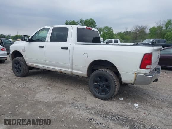 ✅ 2014 Ram 2500 Tradesman • VIN: 3C6UR5CL7EG320453 • Лот: 42493063. Опубликован ранее на IAAI с пробегом 365 401 миль. Бесплатный доступ к архиву аукционных продаж из США и подробный отчёт об истории автомобиля на DreamBid. Изображение 3.