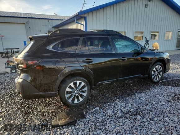 ✅ 2023 Subaru Outback Limited • VIN: 4S4BTANC0P3159789 • Lot: 91192535. Wystawiony na Copart z przebiegiem Nie podano. Bezpłatny archiwum sprzedaży aukcyjnych z USA i szczegółowy raport historii pojazdu na DreamBid. Zdjęcie 3.