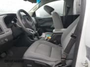 ✅ 2020 Chevrolet Colorado 2WD Work Truck • VIN: 1GCGSBEA8L1242586 • Лот: 44656835. Опубликован ранее на Copart с пробегом Не указан. Бесплатный доступ к архиву аукционных продаж из США и подробный отчёт об истории автомобиля на DreamBid. Изображение 7.