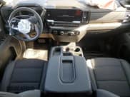 ✅ 2025 GMC Sierra 1500 Elevation • VIN: 1GTRUJEKXSZ150367 • Лот: 48239605. Опубликован ранее на Copart с пробегом 3 988 миль. Бесплатный доступ к архиву аукционных продаж из США и подробный отчёт об истории автомобиля на DreamBid. Изображение 8.