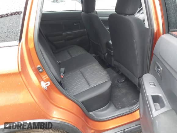 2024 Mitsubishi Outlander S z VIN JA4ARUAU2RU009494, wystawiony jako IAAI lot #43594729 z przebiegiem 37 503 mil mil oraz . Historia ofert i sprzedaży dostępna na DreamBid. Obrazek 8.