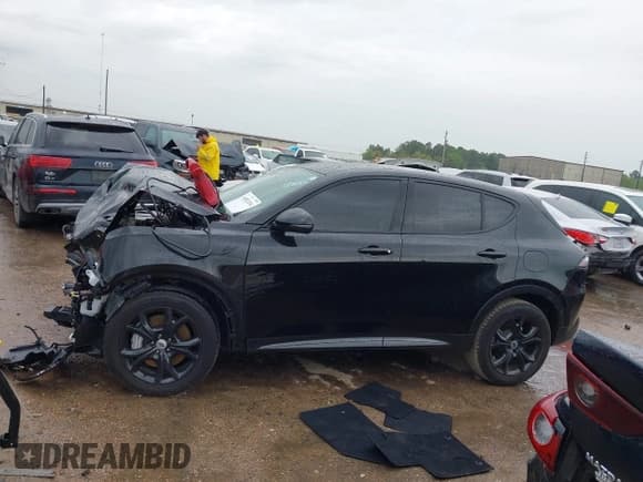 ✅ 2024 Dodge Hornet R/T • VIN: ZACPDFCWXR3A07770 • Lot: 41902494. Listed on IAAI with 8,208 mi. Free auction sales archive from the USA and detailed vehicle history report at DreamBid. Image 14.