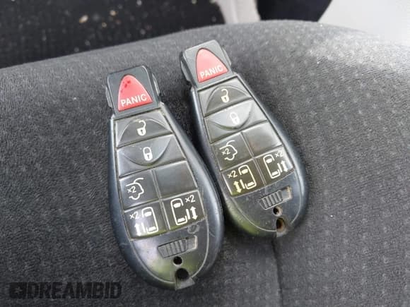 ✅ 2015 Dodge Grand Caravan SXT • VIN: 2C4RDGCG8FR541146 • Lot: 43095164. Wystawiony na IAAI z przebiegiem 147 681 mil. Bezpłatny archiwum sprzedaży aukcyjnych z USA i szczegółowy raport historii pojazdu na DreamBid. Zdjęcie 11.