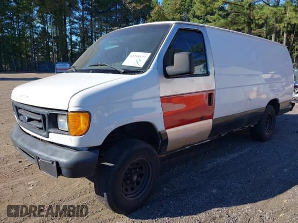 ✅ 2004 Ford Econoline Cargo • VIN: 1FTNS24W64HA23770 • Lot: 43358577. Wystawiony na IAAI z przebiegiem 346 306 mil. Bezpłatny archiwum sprzedaży aukcyjnych z USA i szczegółowy raport historii pojazdu na DreamBid. Zdjęcie 2.
