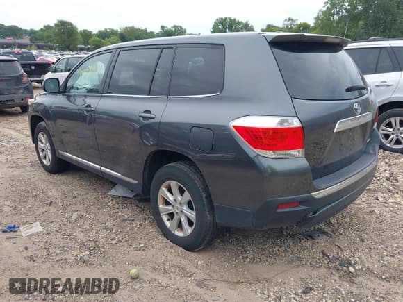 ✅ 2011 Toyota Highlander • VIN: 5TDBK3EH3BS069137 • Lot: 43059149. Wystawiony na IAAI z przebiegiem 309 665 mil. Bezpłatny archiwum sprzedaży aukcyjnych z USA i szczegółowy raport historii pojazdu na DreamBid. Zdjęcie 3.