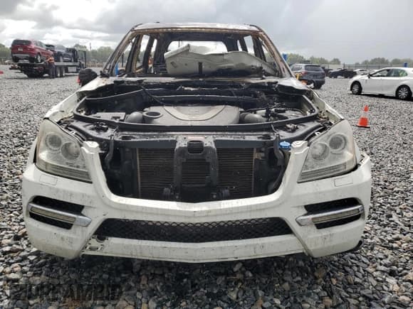 ✅ 2012 Mercedes-Benz GL 450 • VIN: 4JGBF7BE3CA762953 • Лот: 84373725. Опубликован ранее на Copart с пробегом Не указан. Бесплатный доступ к архиву аукционных продаж из США и подробный отчёт об истории автомобиля на DreamBid. Изображение 5.