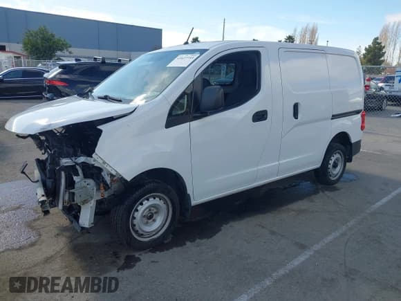 ✅ 2018 Nissan NV200 S • VIN: 3N6CM0KN5JK705183 • Lot: 41627733. Listed on IAAI with 46,948 mi. Free auction sales archive from the USA and detailed vehicle history report at DreamBid. Image 2.