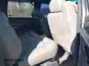 2000 Chevrolet Suburban LT с VIN 3GNFK16T7YG129363, выставлен на аукционе IAAI как лот 41586348 с пробегом 150 111 миль миль и . История ставок и продаж доступна на DreamBid. Изображение 8.