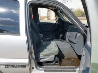 ✅ 2005 Jeep Liberty Sport • VIN: 1J4GL48K45W627379 • Лот: 43221332. Опубликован ранее на IAAI с пробегом Не указан. Бесплатный доступ к архиву аукционных продаж из США и подробный отчёт об истории автомобиля на DreamBid. Изображение 5.