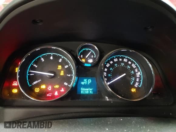 ✅ 2014 Chevrolet Captiva Sport LT • VIN: 3GNAL3EK7ES516726 • Lot: 49999175. Wystawiony na Copart z przebiegiem 81 158 mil. Bezpłatny archiwum sprzedaży aukcyjnych z USA i szczegółowy raport historii pojazdu na DreamBid. Zdjęcie 9.