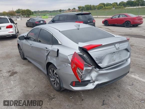 ✅ 2017 Honda Civic EX • VIN: 19XFC2F73HE003852 • Лот: 43458979. Опубликован ранее на IAAI с пробегом 161 045 миль. Бесплатный доступ к архиву аукционных продаж из США и подробный отчёт об истории автомобиля на DreamBid. Изображение 3.