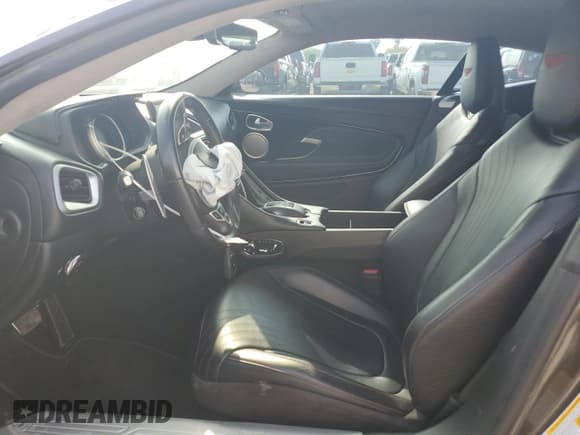 ✅ 2018 Aston Martin DB11 • VIN: SCFRMFAV1JGL05008 • Lot: 51495205. Wystawiony na Copart z przebiegiem 18 133 mil. Bezpłatny archiwum sprzedaży aukcyjnych z USA i szczegółowy raport historii pojazdu na DreamBid. Zdjęcie 7.