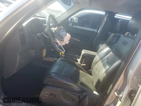 ✅ 2012 Jeep Liberty Limited Jet • VIN: 1C4PJMFK1CW202374 • Лот: 82320615. Опубликован ранее на Copart с пробегом 166 092 миль. Бесплатный доступ к архиву аукционных продаж из США и подробный отчёт об истории автомобиля на DreamBid. Изображение 7.