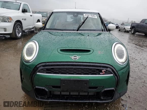 ✅ 2024 MINI Hardtop 4 Door Cooper S • VIN: WMW53DK0XR2V56882 • Lot: 47411645. Listed on Copart with 11,219 mi. Free auction sales archive from the USA and detailed vehicle history report at DreamBid. Image 5.