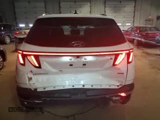 ✅ 2022 Hyundai Tucson SEL • VIN: 5NMJBCAE9NH030938 • Lot: 47556574. Wystawiony na Copart z przebiegiem 24 239 mil. Bezpłatny archiwum sprzedaży aukcyjnych z USA i szczegółowy raport historii pojazdu na DreamBid. Zdjęcie 6.