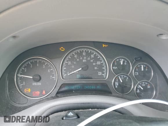 ✅ 2005 Buick Rainier CXL • VIN: 5GADS13SX52137023 • Лот: 57931284. Опубликован ранее на Copart с пробегом 243 166 миль. Бесплатный доступ к архиву аукционных продаж из США и подробный отчёт об истории автомобиля на DreamBid. Изображение 9.