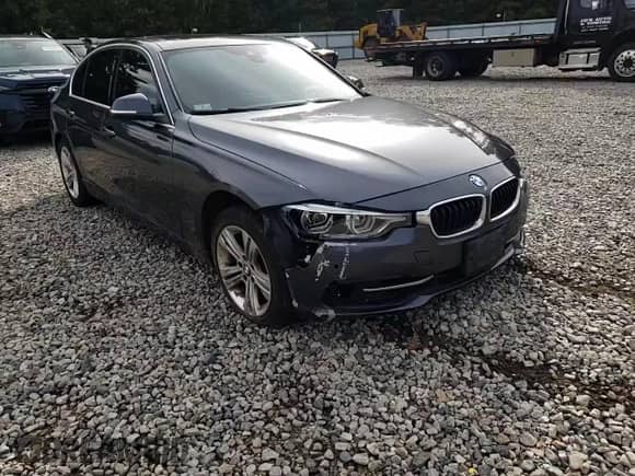 2018 BMW 3 Series 330i xDrive с VIN WBA8D9C59JA615836, выставлен на аукционе Copart как лот 80060935 с пробегом 76 474 миль миль и Списание • Salvage title. История ставок и продаж доступна на DreamBid. Изображение 13.