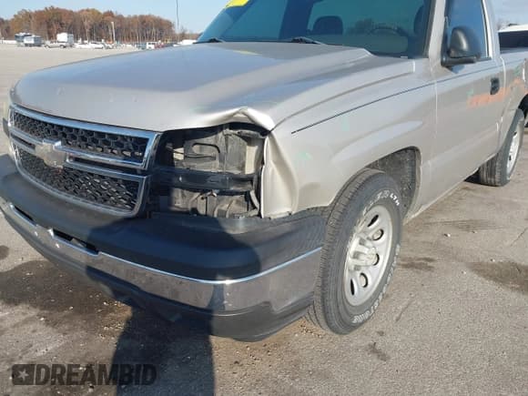 ✅ 2006 Chevrolet Silverado 1500 Work Truck • VIN: 3GCEC14X56G188660 • Lot: 43707109. Listed on IAAI with 214,675 mi. Free auction sales archive from the USA and detailed vehicle history report at DreamBid. Image 6.
