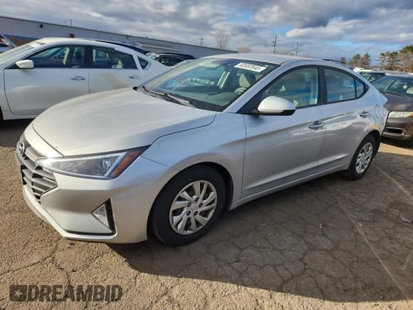 ✅ 2019 Hyundai Elantra SE • VIN: 5NPD74LF9KH449395 • Lot: 92687645. Listed on Copart with 130,450 mi. Free auction sales archive from the USA and detailed vehicle history report at DreamBid. Image 1.