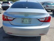 ✅ 2013 Hyundai Sonata GLS • VIN: 5NPEB4AC0DH717359 • Lot: 43183272. Listed on IAAI with 140,742 mi. Free auction sales archive from the USA and detailed vehicle history report at DreamBid. Image 16.