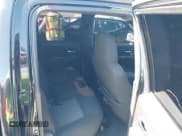 ✅ 2010 Chevrolet Colorado 1LT • VIN: 1GCDSCDE2A8100932 • Lot: 42643765. Listed on IAAI with 170,515 mi. Free auction sales archive from the USA and detailed vehicle history report at DreamBid. Image 8.