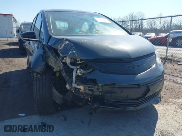 ✅ 2021 Chevrolet Bolt EV LT • VIN: 1G1FY6S04M4107806 • Lot: 41767562. Wystawiony na IAAI z przebiegiem 43 415 mil. Bezpłatny archiwum sprzedaży aukcyjnych z USA i szczegółowy raport historii pojazdu na DreamBid. Zdjęcie 6.