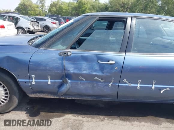 ✅ 1998 Buick LeSabre Limited • VIN: 1G4HR52K4WH509065 • Lot: 42849270. Listed on IAAI with 118,843 mi. Free auction sales archive from the USA and detailed vehicle history report at DreamBid. Image 6.