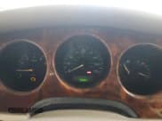 ✅ 2001 Jaguar XJ Vanden Plas • VIN: SAJDA24C51LF35862 • Лот: 42030125. Опубликован ранее на Copart с пробегом 74 842 миль. Бесплатный доступ к архиву аукционных продаж из США и подробный отчёт об истории автомобиля на DreamBid. Изображение 9.