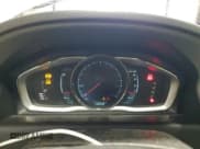 ✅ 2014 Volvo XC60 R-Design Premier Plus • VIN: YV4902DZ3E2551799 • Lot: 67396745. Listed on Copart with 135,528 mi. Free auction sales archive from the USA and detailed vehicle history report at DreamBid. Image 9.