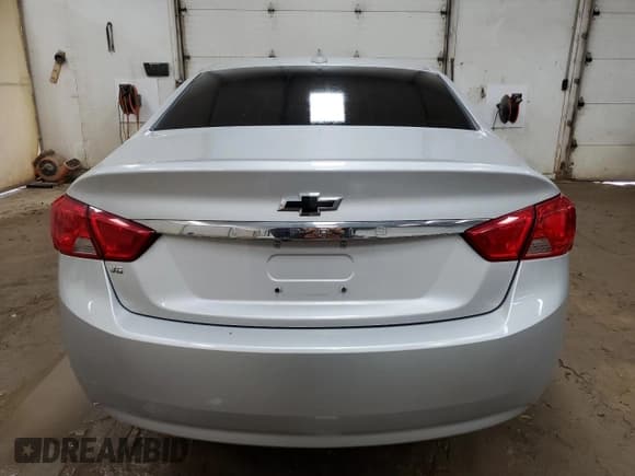 ✅ 2018 Chevrolet Impala LS • VIN: 2G11X5S33J9137079 • Лот: 68648854. Опубликован ранее на Copart с пробегом 136 265 миль. Бесплатный доступ к архиву аукционных продаж из США и подробный отчёт об истории автомобиля на DreamBid. Изображение 6.