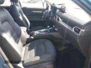 ✅ 2023 Mazda CX-5 S Premium • VIN: JM3KFBDM7P0233374 • Lot: 41996863. Wystawiony na IAAI z przebiegiem 14 571 mil. Bezpłatny archiwum sprzedaży aukcyjnych z USA i szczegółowy raport historii pojazdu na DreamBid. Zdjęcie 5.