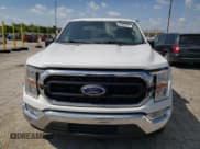 ✅ 2022 Ford F-150 XL • VIN: 1FTEX1C51NKE90345 • Lot: 63386325. Wystawiony na Copart z przebiegiem 84 439 mil. Bezpłatny archiwum sprzedaży aukcyjnych z USA i szczegółowy raport historii pojazdu na DreamBid. Zdjęcie 5.