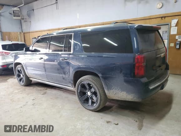 ✅ 2020 Chevrolet Suburban Premier • VIN: 1GNSKJKC5LR132324 • Lot: 81385635. Wystawiony na Copart z przebiegiem 131 179 mil. Bezpłatny archiwum sprzedaży aukcyjnych z USA i szczegółowy raport historii pojazdu na DreamBid. Zdjęcie 2.