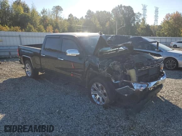 ✅ 2018 Chevrolet Silverado 1500 LT • VIN: 1GCUKREC0JF207280 • Лот: 85407635. Опубликован ранее на Copart с пробегом 120 818 миль. Бесплатный доступ к архиву аукционных продаж из США и подробный отчёт об истории автомобиля на DreamBid. Изображение 4.