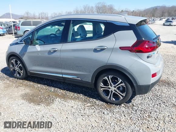 ✅ 2020 Chevrolet Bolt EV Premier • VIN: 1G1FZ6S03L4145572 • Lot: 41672295. Wystawiony na IAAI z przebiegiem 25 998 mil. Bezpłatny archiwum sprzedaży aukcyjnych z USA i szczegółowy raport historii pojazdu na DreamBid. Zdjęcie 3.