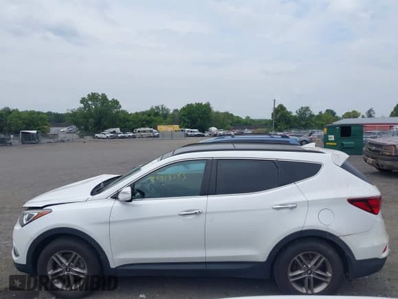 ✅ 2018 Hyundai Santa Fe 2.4L • VIN: 5XYZU3LB4JG566054 • Лот: 42918543. Опубликован ранее на IAAI с пробегом 95 595 миль. Бесплатный доступ к архиву аукционных продаж из США и подробный отчёт об истории автомобиля на DreamBid. Изображение 15.