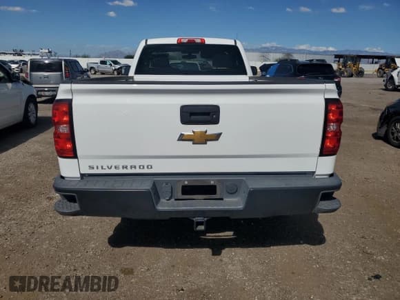 ✅ 2018 Chevrolet Silverado 1500 Work Truck • VIN: 1GCNCNEC5JZ261795 • Lot: 86986685. Wystawiony na Copart z przebiegiem 47 446 mil. Bezpłatny archiwum sprzedaży aukcyjnych z USA i szczegółowy raport historii pojazdu na DreamBid. Zdjęcie 6.